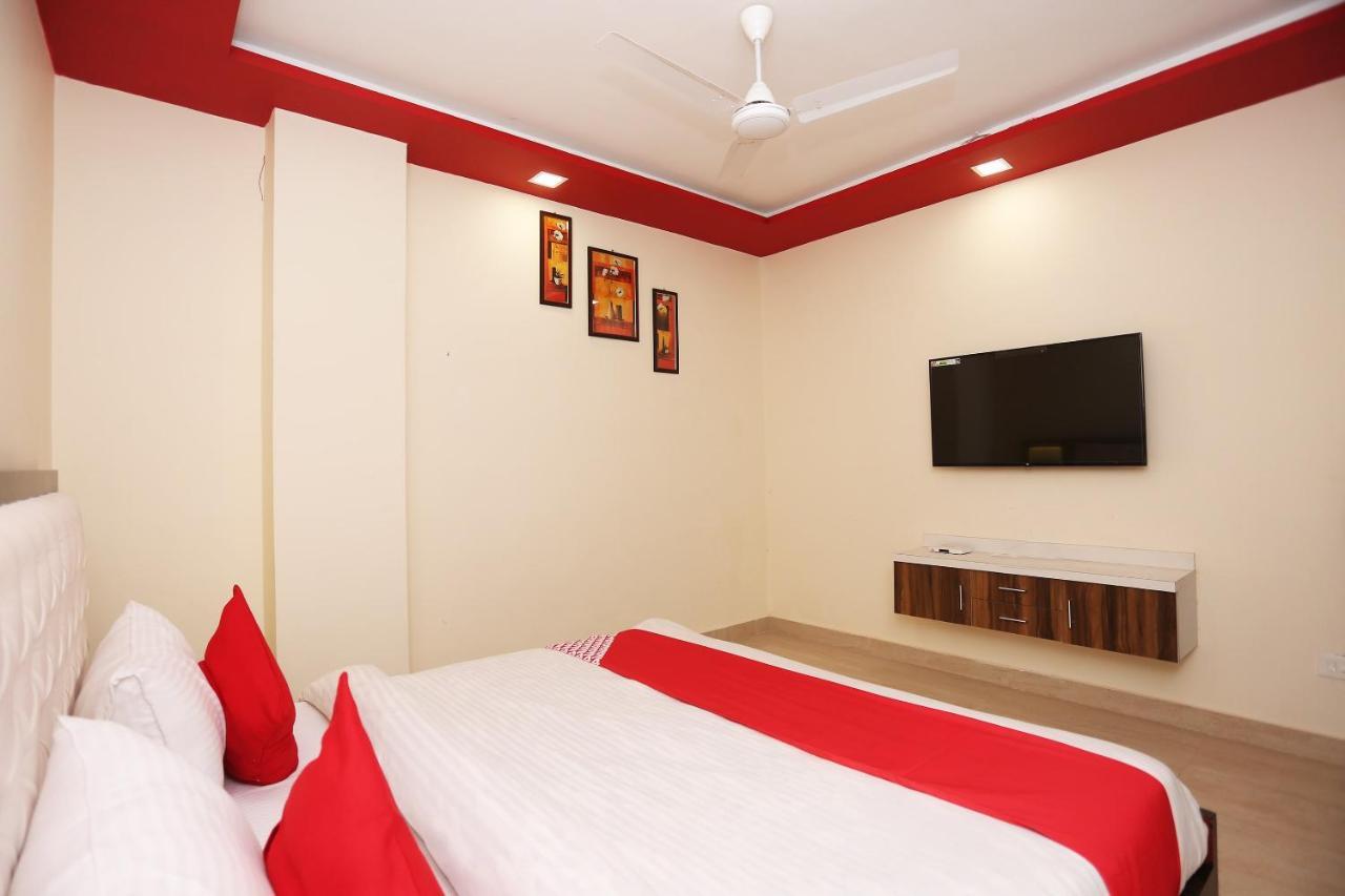 Oyo 23495 Hotel The Park Juhi Bari Exterior photo